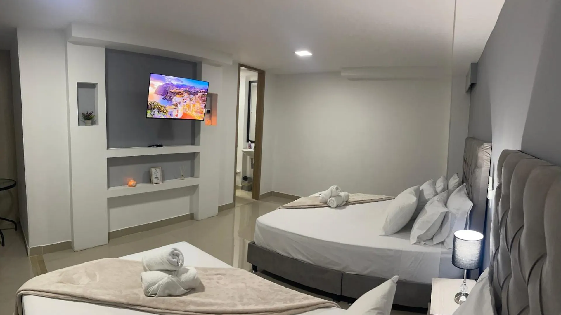 110 Loft Aparthotel Cali 0*,  Colombia